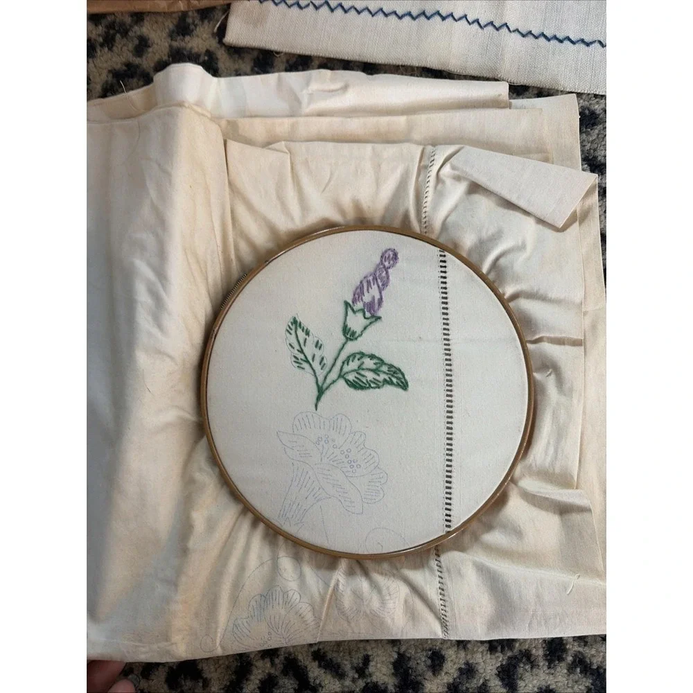 VTG Complete/ Incomplete Pillowcases & More- Thread & Scissors Linens Embroidery